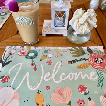 Chloez Cafe - Breakfast & Brunch Near Me - Fairfax Station, Virginia