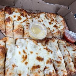 Artys Wood Fired Pizza - Cheese sticks