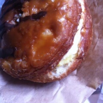Target Road Bakery - (My second cronut... teehee...) - Bakeries Near Me - Glenfield, AUK