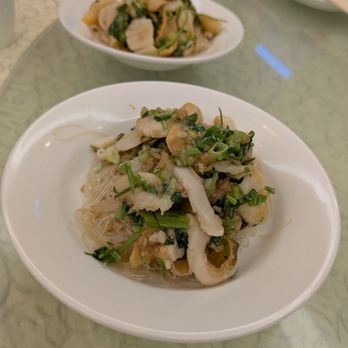 New SF Asian Pearl Peninsula - Steamed surf clams with garlic and vermicelli noodles - Dim Sum Near Me - Millbrae, California New SF Asian Pearl Peninsula - Steamed surf clams with garlic and vermicelli noodles - Dim Sum Near Me - Millbrae, California