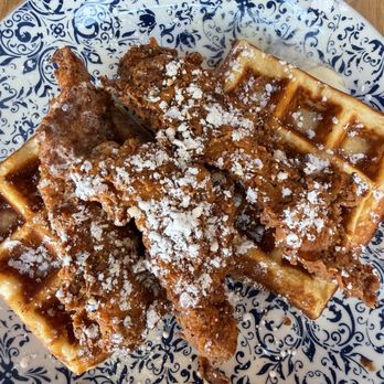 Tupelo Honey - Chicken & Waffles - New American Near Me - Lenexa, Kansas Tupelo Honey - Chicken & Waffles - New American Near Me - Lenexa, Kansas