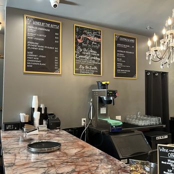 Le Cafe Du Val - Cafes Near Me - Henderson, Nevada