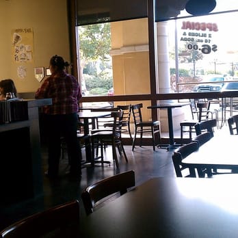 Flippin' Pizza - Pizza Near Me - La Costa, California