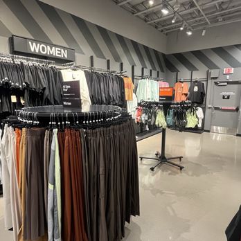 Nike Clearance Store - Centralia - Outlet Stores Near Me - Centralia, Washington