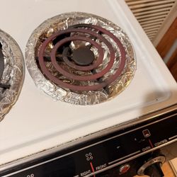 Hunger & Ransom • Lake Huron Resort - Lumbardo's On The Lake - Foil not cleaned or swapped out.