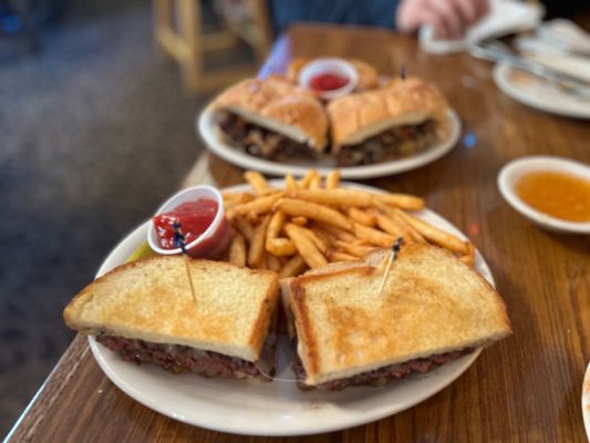 Grizzly Cafe by null