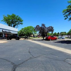 Scrubs & Beyond - Street view and parking.