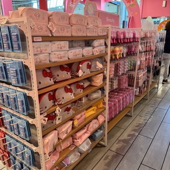 Miniso - Discount Store Near Me - Las Vegas, Nevada