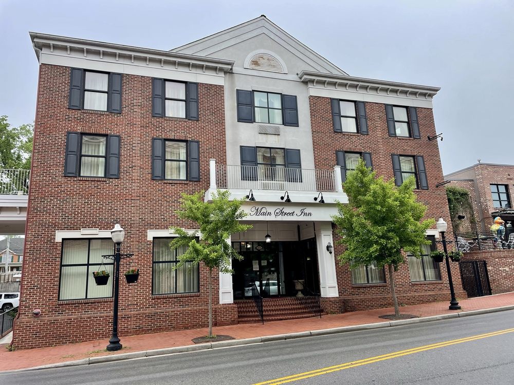 Social spots from Main Street Inn