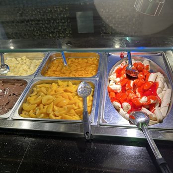 Umami Buffet - Pudding and fruit - Buffets Near Me - Louisville, Kentucky