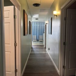 Hong Kong Massage Spa - Hallway