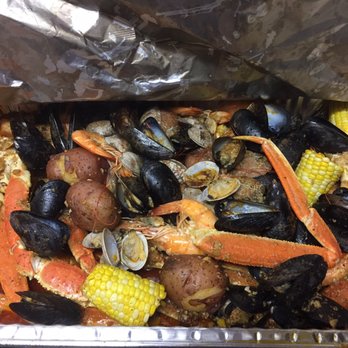 Cajun Deli - Seafood boil - amazing - Cajun/Creole Near Me - Brooklyn Park, Minnesota