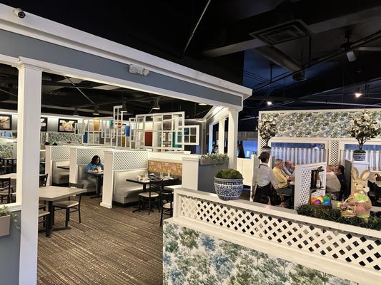 Magnolia Room Cafeteria by null