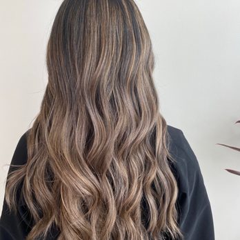 Beachy Waves Salon - Hair Stylists Near Me - Long Beach, California