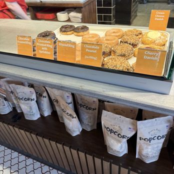 Rise'n Roll Bakery - Bakeries Near Me - Valparaiso, Indiana