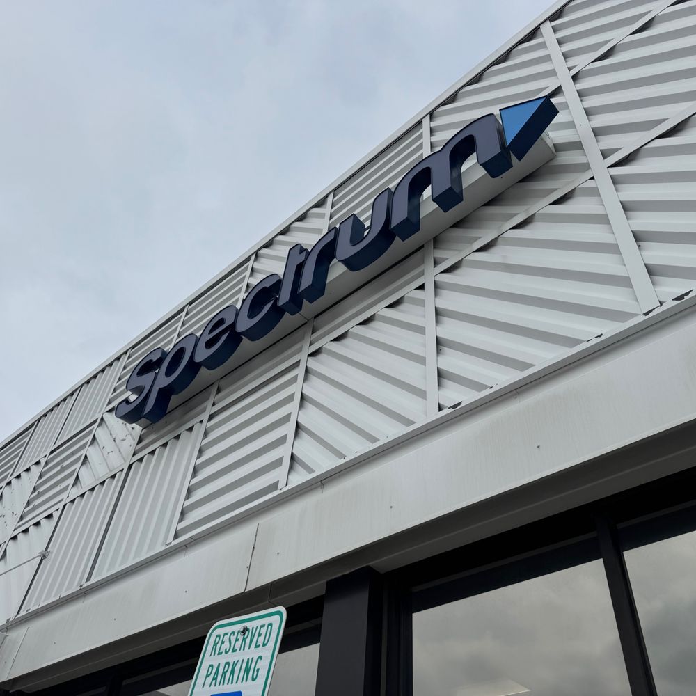 Spectrum - Internet Service Providers Near Me - West Allis, Wisconsin Spectrum - Internet Service Providers Near Me - West Allis, Wisconsin