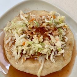 Cafe La Praviana - Pupusa revuelta