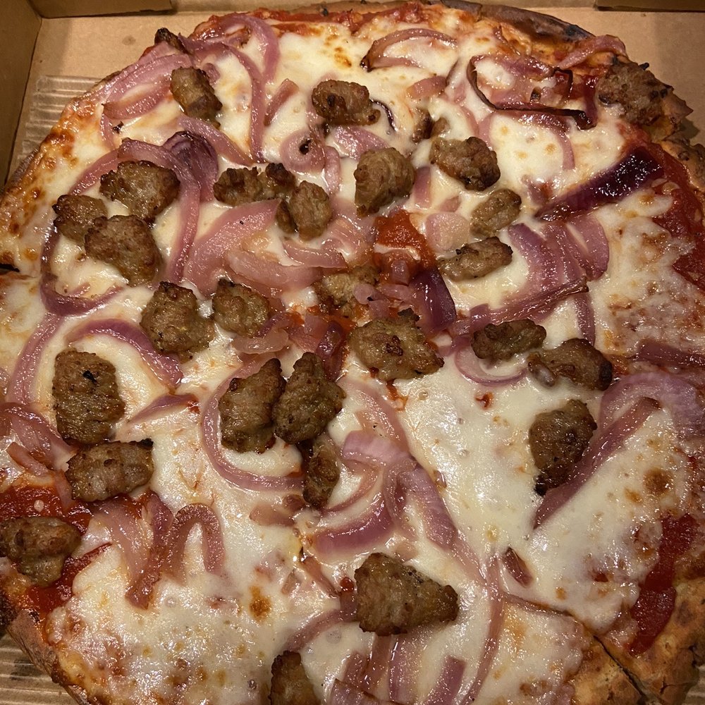 Romeo's Pizza - Sausage and caramelized onions on cauliflower crust - Pizza Near Me - Cuyahoga Falls, Ohio Romeo's Pizza - Sausage and caramelized onions on cauliflower crust - Pizza Near Me - Cuyahoga Falls, Ohio