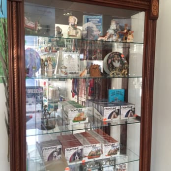 Hallandale Pet Salon - Pet Sitting Near Me - Hallandale Beach, Florida