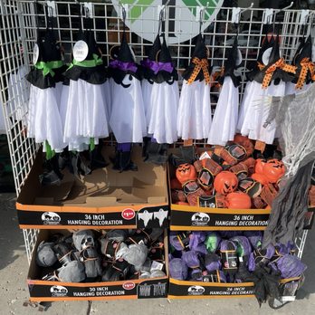 Dollar Tree - Discount Store Near Me - Ballwin, Missouri