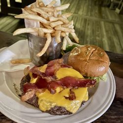 Sparky's Landing Fish and Cocktails - Sparky Burger