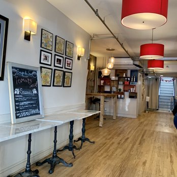 Choc O Pain French Bakery and Café - HOB 1st Street - Interior - Bakeries Near Me - Hoboken, New Jersey