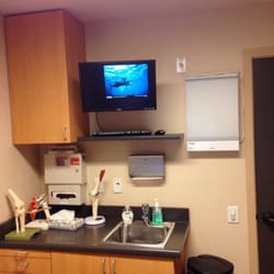 Lots of digital fish in the rooms while waiting.