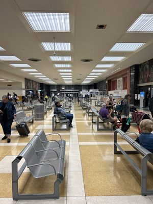 Amtrak Station New Orleans by null