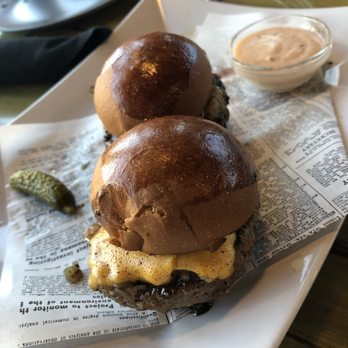 7th & Carson - 7th+Carson Sliders - New American Near Me - Las Vegas, Nevada 7th & Carson - 7th+Carson Sliders - New American Near Me - Las Vegas, Nevada