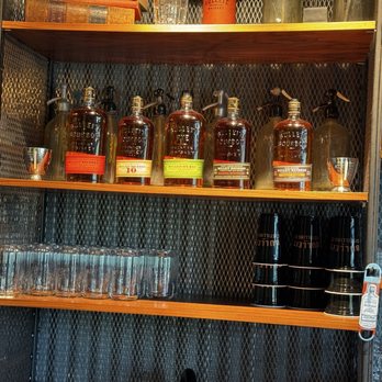 Bulleit Distilling Co Visitor Experience - Tasting Classes Near Me - Shelbyville, Kentucky Bulleit Distilling Co Visitor Experience - Tasting Classes Near Me - Shelbyville, Kentucky
