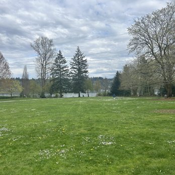 Idylwood Beach Park - Parks Near Me - Redmond, Washington