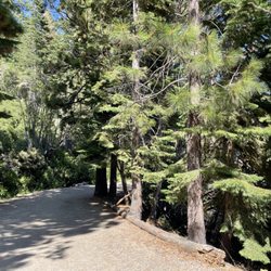Vikingsholm - Vikingsholm hiking trail by Emerald Bay in Lake Tahoe
