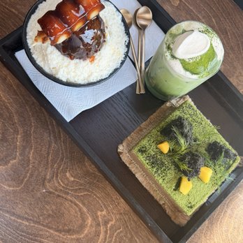 Cheongsu - Original Bingsu Matcha Cream Matcha Fromage - Coffee & Tea Near Me - Fort Lee, New Jersey