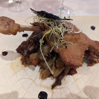 Le Bistro du Périgord - Confit de canard - Bistros Near Me - Paris, 75 Le Bistro du Périgord - Confit de canard - Bistros Near Me - Paris, 75
