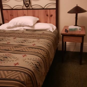Hotel Eklund - Bed - Hotels Near Me - Clayton, New Mexico