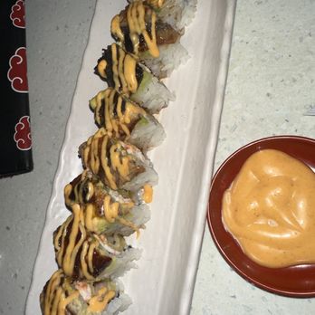 Mizuki Sushi - Friday roll - Sushi Bars Near Me - Citrus Heights, California