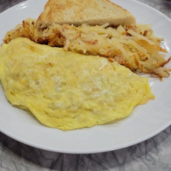 Delaney’s Diner - Egg and cheese omlet, hashbrowns, and sourdough toast - American Near Me - Columbus, Ohio Delaney’s Diner - Egg and cheese omlet, hashbrowns, and sourdough toast - American Near Me - Columbus, Ohio