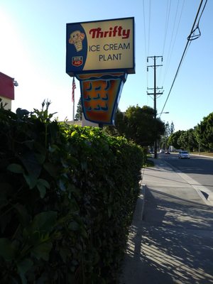 Thrifty Ice Cream Plant by null