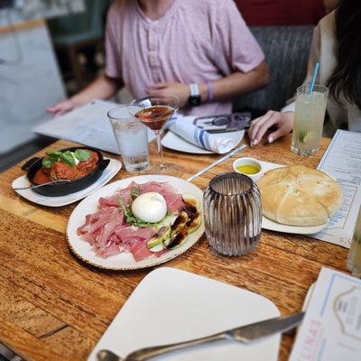 Angelina's Pizzeria Napoletana by null
