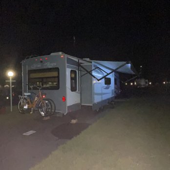 Strawberry Fields for Rv'ers - RV Parks Near Me - Chiefland, Florida