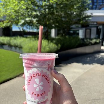 E+ROSE Wellness - Smoothie at the Exterior - Juice Bars & Smoothies Near Me - Nashville, Tennessee E+ROSE Wellness - Smoothie at the Exterior - Juice Bars & Smoothies Near Me - Nashville, Tennessee