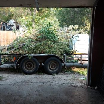 J's Hauling and removal - Photo - Junk Removal & Hauling Near Me - Régina, Saskatchewan J's Hauling and removal - Photo - Junk Removal & Hauling Near Me - Régina, Saskatchewan