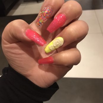 Vanda Nails - Nail Salons Near Me - Reno, Nevada