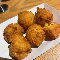 R&R BBQ - Hush puppies side $2.99