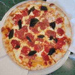 Excellent Margherita Pizza!!!