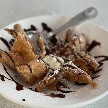 Agliolio - Cannoli Chips - Italian Near Me - Boynton Beach, Florida