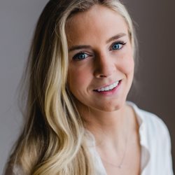 Metrotown Orthopedic & Sports Physiotherapy Clinic - Physiotherapist, Diane Rizzardo