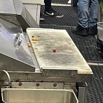 Creamistry - Cutting board where fruit was being cut to serve. It's black. - Ice Cream & Frozen Yogurt Near Me - Katy, Texas