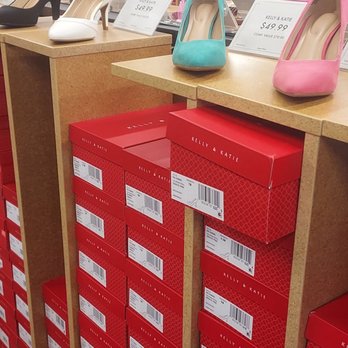 DSW Designer Shoe Warehouse - Shoe Stores Near Me - Harahan, Louisiana