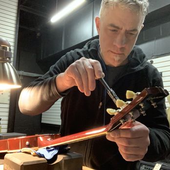 Chicago Fret Works - Co-owner Steve Baker - Musical Instrument Services Near Me - Chicago, Illinois Chicago Fret Works - Co-owner Steve Baker - Musical Instrument Services Near Me - Chicago, Illinois